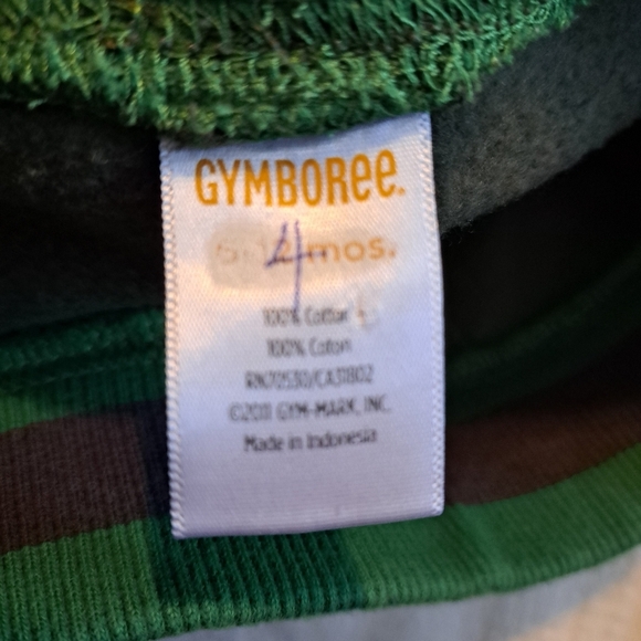 Gymboree boys size 4 baseball green shorts, size tag wrong, sample on back - Picture 4 of 4